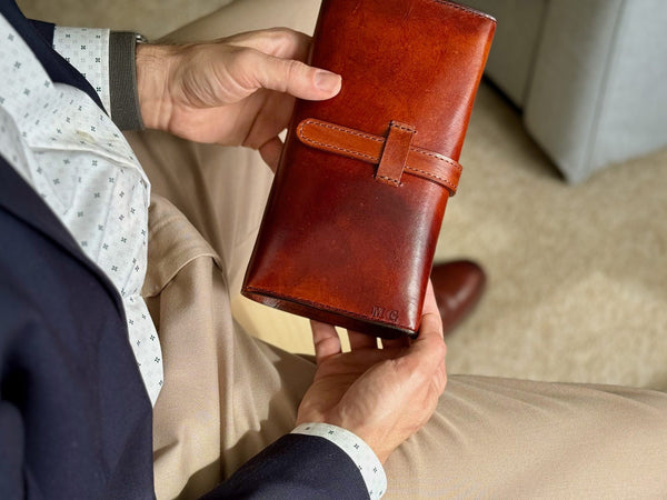 Hand Dyed Leather Boveda Cigar Case - Small Boveda Humidor Bag Included - Personalize With Monogram - A. M. Aiken